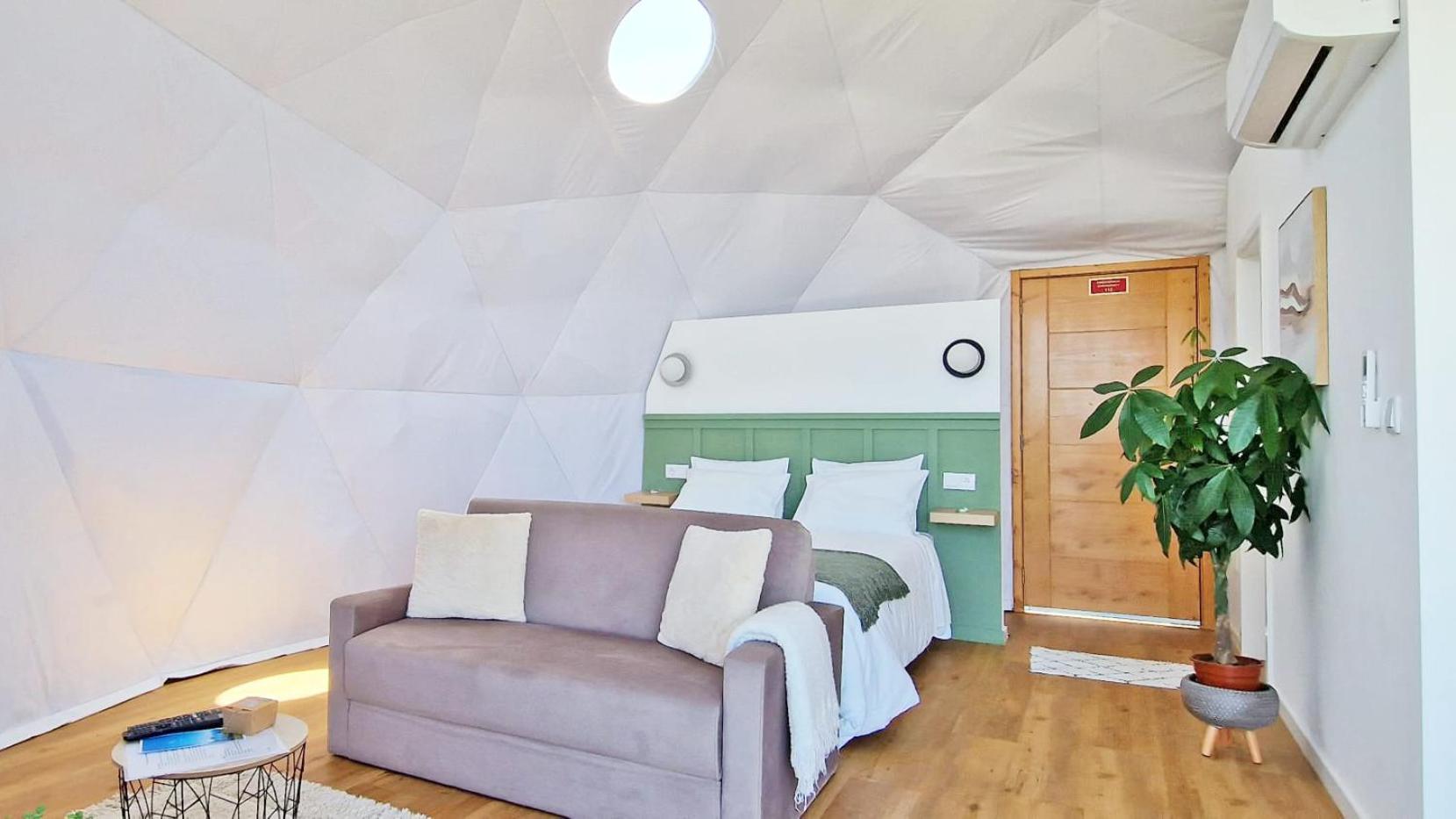 VI Naturae Glamping Faja da Ovelha Exterior photo